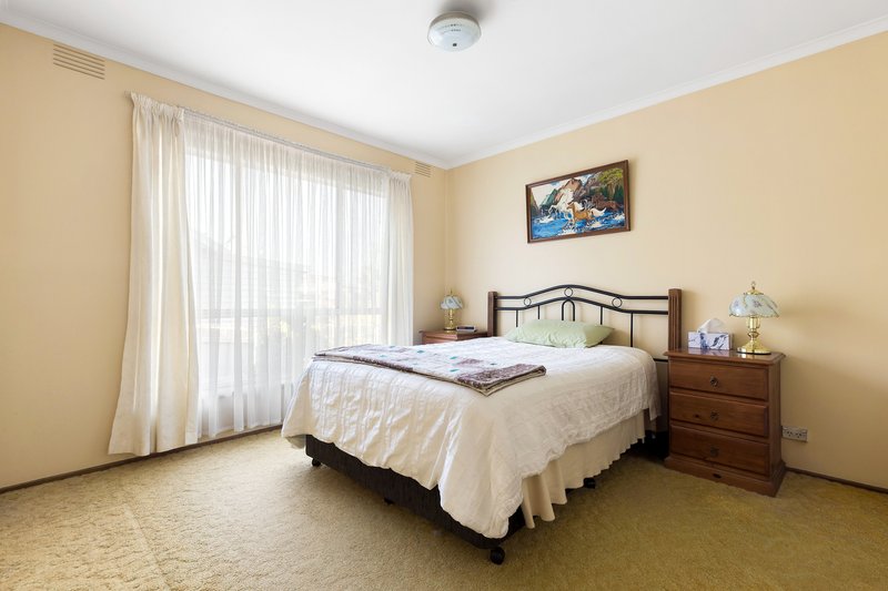 Photo - 1/27 Sylvester Grove, Preston VIC 3072 - Image 8