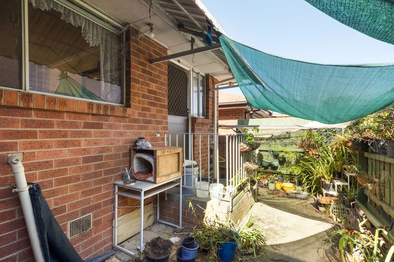 Photo - 1/27 Sylvester Grove, Preston VIC 3072 - Image 11