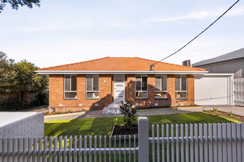 Photo - 1/27 Sylvester Grove, Preston VIC 3072 - Image 1