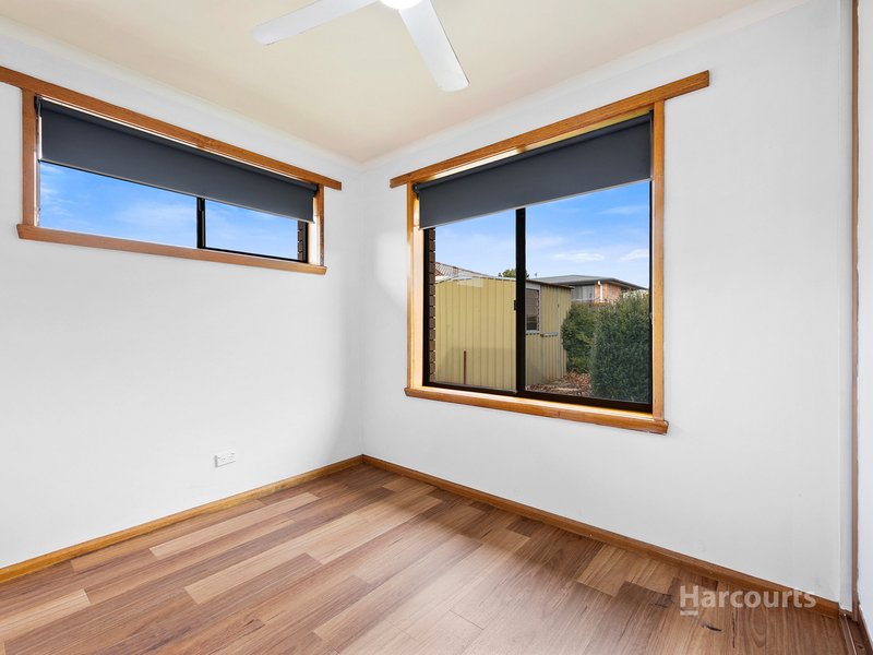 Photo - 1/27 Thorne Street, Upper Burnie TAS 7320 - Image 7