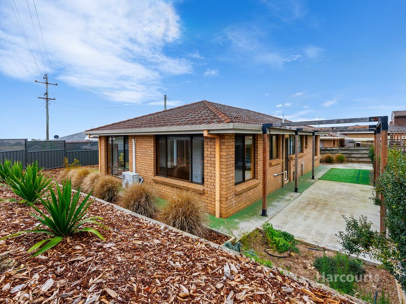 Photo - 1/27 Thorne Street, Upper Burnie TAS 7320 - Image 10