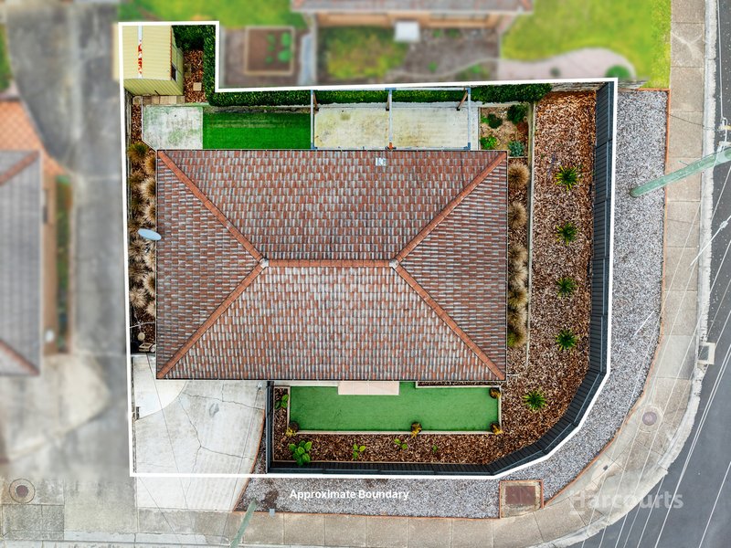 Photo - 1/27 Thorne Street, Upper Burnie TAS 7320 - Image 15