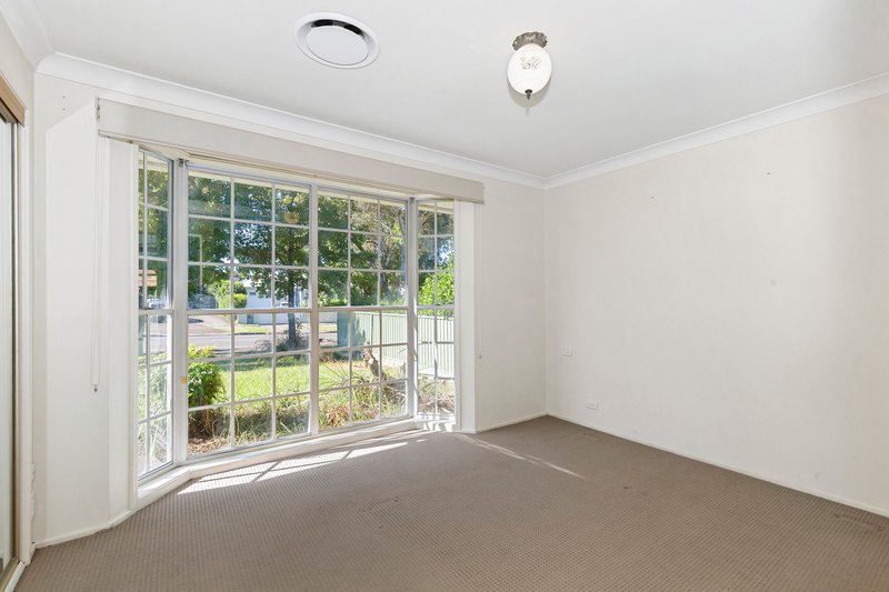 Photo - 127 Tuckwell Road, Castle Hill NSW 2154 - Image 5