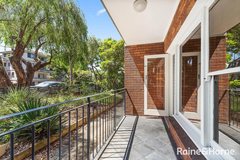 Photo - 1/27 Warialda Street, Kogarah NSW 2217 - Image 6