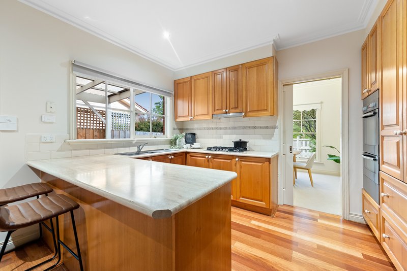 Photo - 1/27 Webster Street, Camberwell VIC 3124 - Image 6