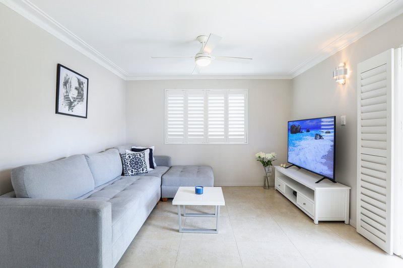 Photo - 1/27 Wildwood Court, Surfers Paradise QLD 4217 - Image 5