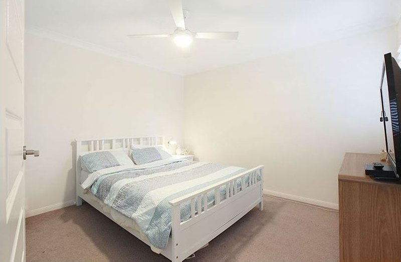 Photo - 1/27 Wildwood Court, Surfers Paradise QLD 4217 - Image 9