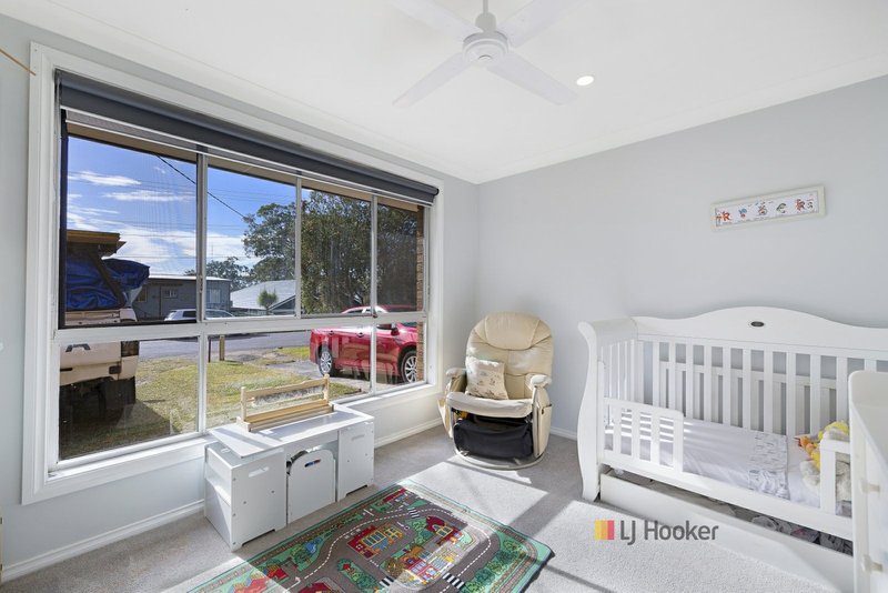 Photo - 127 Winbin Crescent, Gwandalan NSW 2259 - Image 5