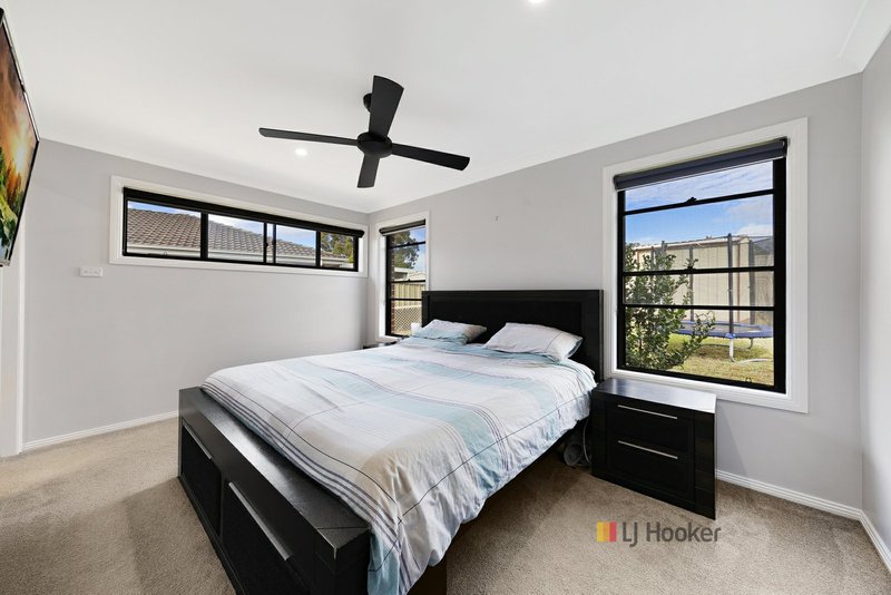 Photo - 127 Winbin Crescent, Gwandalan NSW 2259 - Image 6