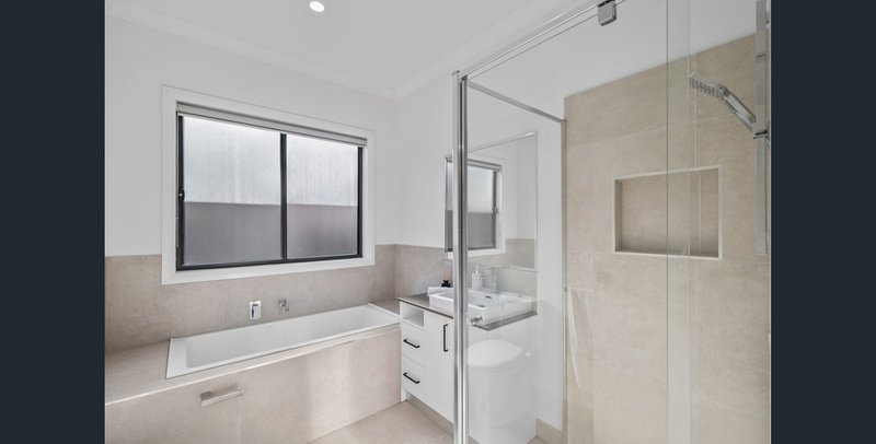 Photo - 1271 Edgars Road, Wollert VIC 3750 - Image 7