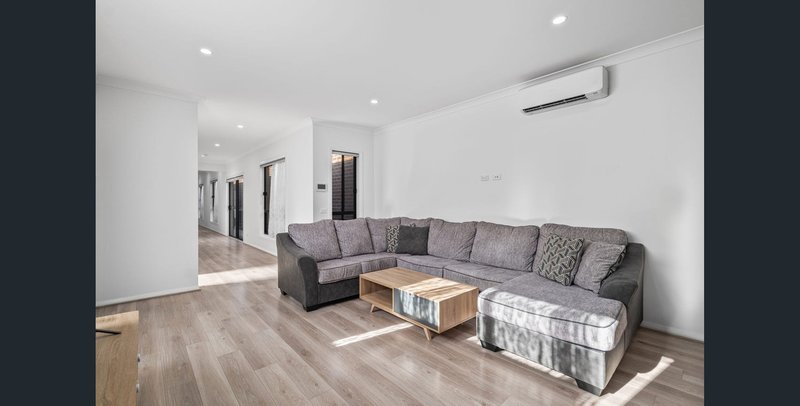 Photo - 1271 Edgars Road, Wollert VIC 3750 - Image 8