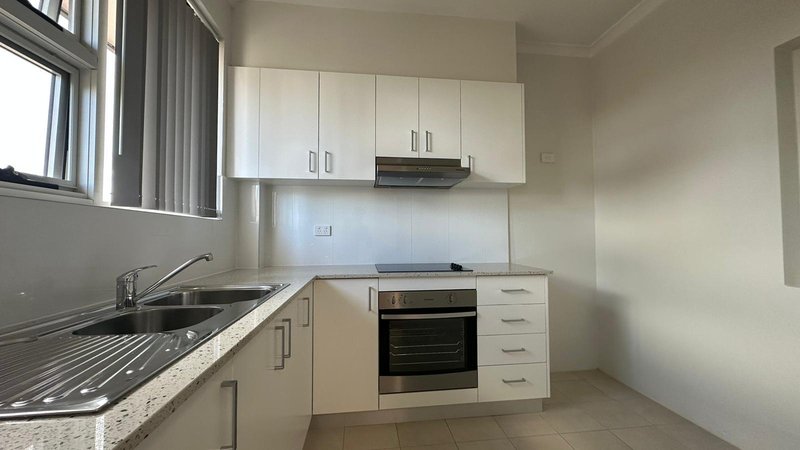 Photo - 12/73 Macquarie Road, Auburn NSW 2144 - Image 10