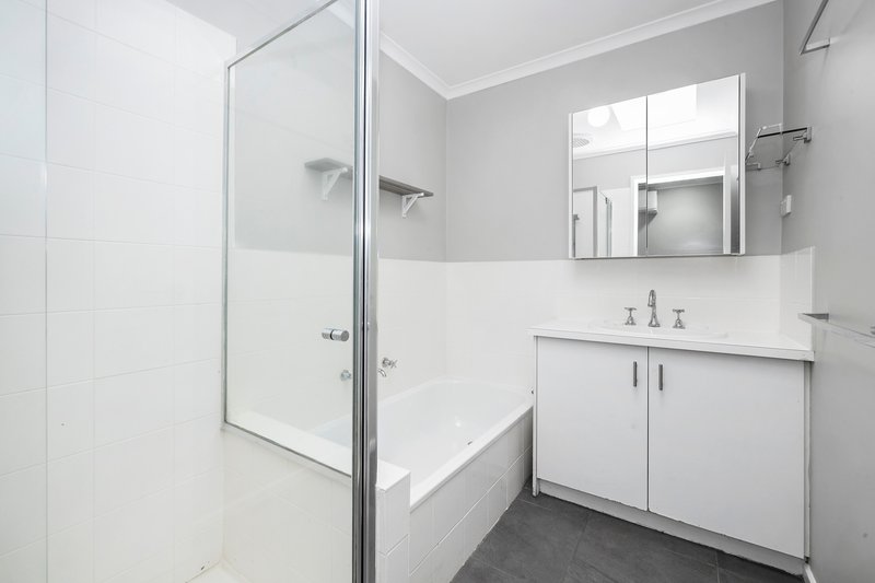 Photo - 1/274 Nepean Highway, Seaford VIC 3198 - Image 6