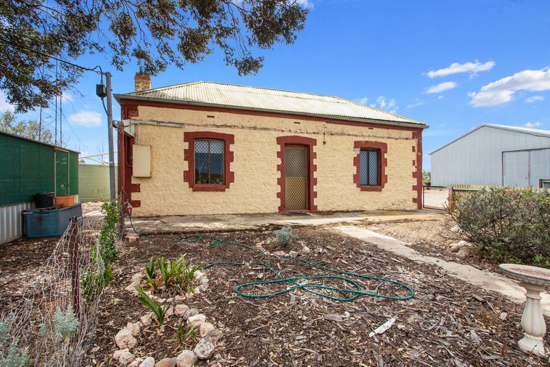 Photo - 12749 Spencer Highway, Moonta SA 5558 - Image 2