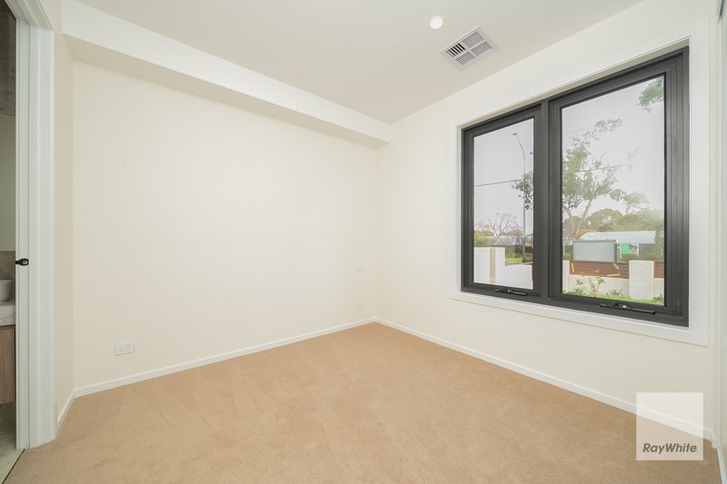 Photo - 1/279 Springvale Road, Nunawading VIC 3131 - Image 7