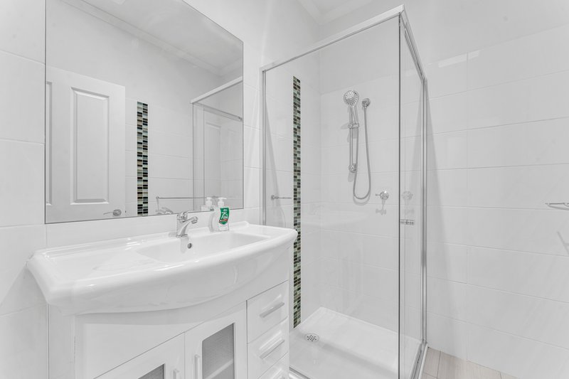 Photo - 127A Bignell Road, Bentleigh East VIC 3165 - Image 6