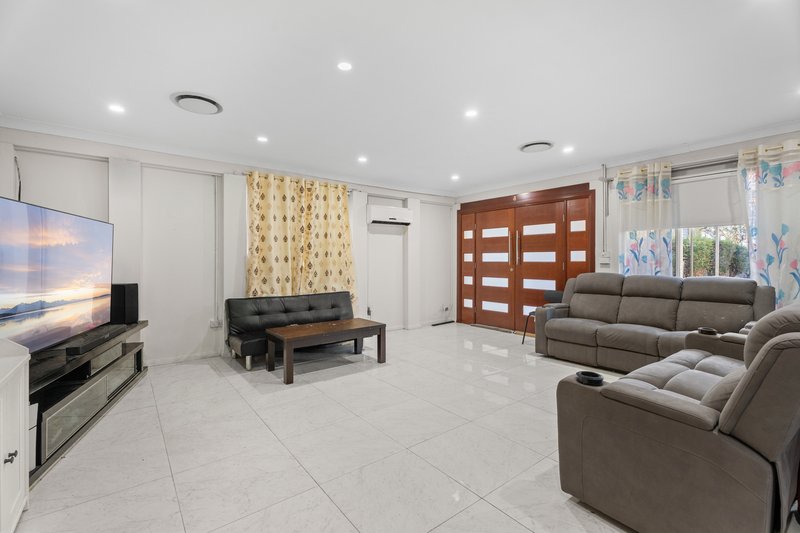 Photo - 127A Richmond Road, Cambridge Park NSW 2747 - Image 3