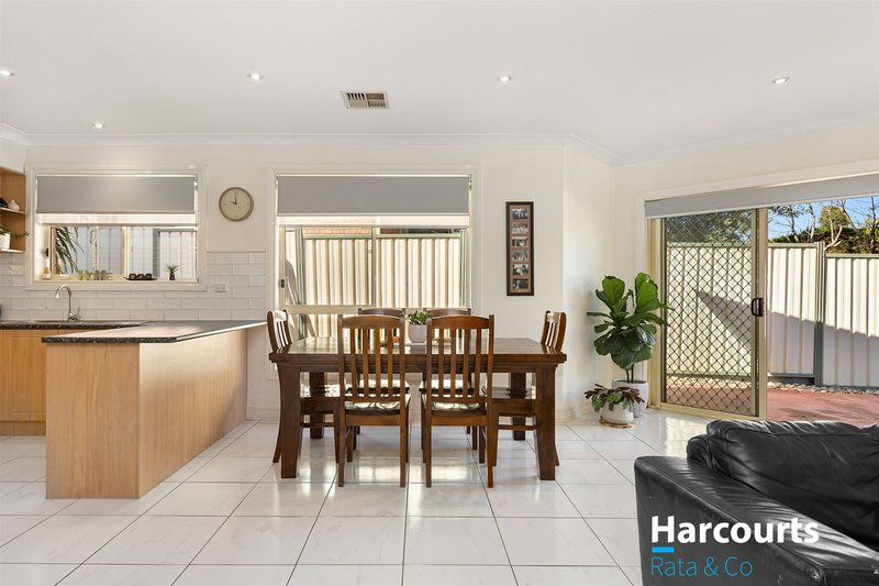 Photo - 127A Woolnough Drive, Mill Park VIC 3082 - Image 4