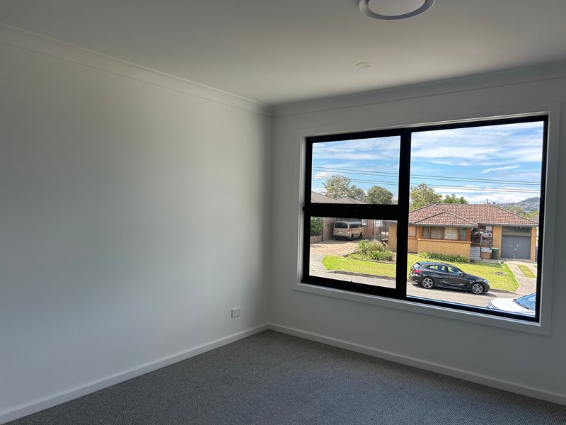 Photo - 127b Wentworth Street, Oak Flats NSW 2529 - Image 8