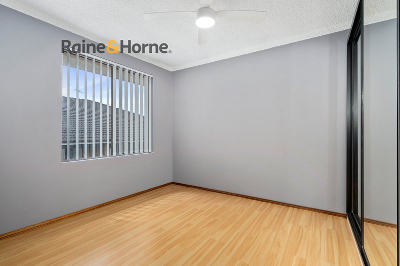 Photo - 12/8-10 Goulburn Street, Warwick Farm NSW 2170 - Image 6
