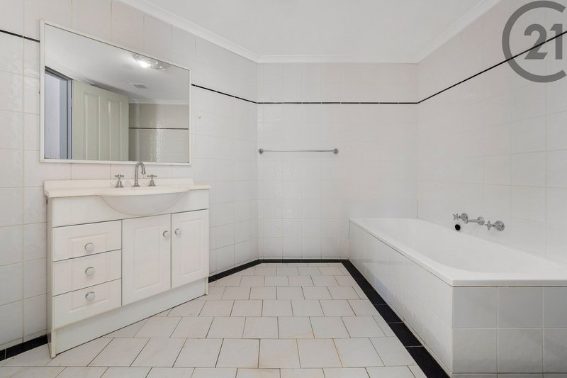 Photo - 12/8-12 Bond Street, Hurstville NSW 2220 - Image 6