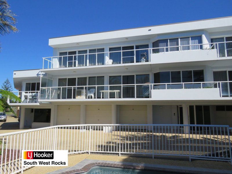 Photo - 12/8-12 Paragon Avenue, South West Rocks NSW 2431 - Image 3