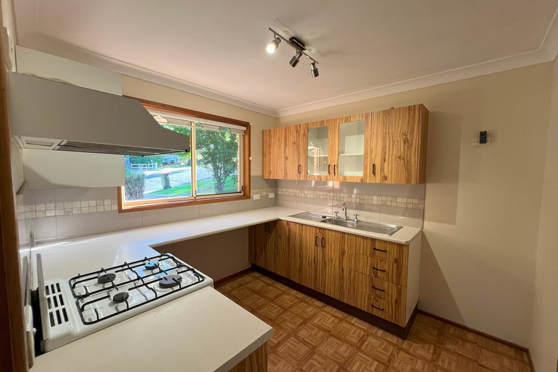 Photo - 1/28 Ash Tree Drive, Armidale NSW 2350 - Image 4