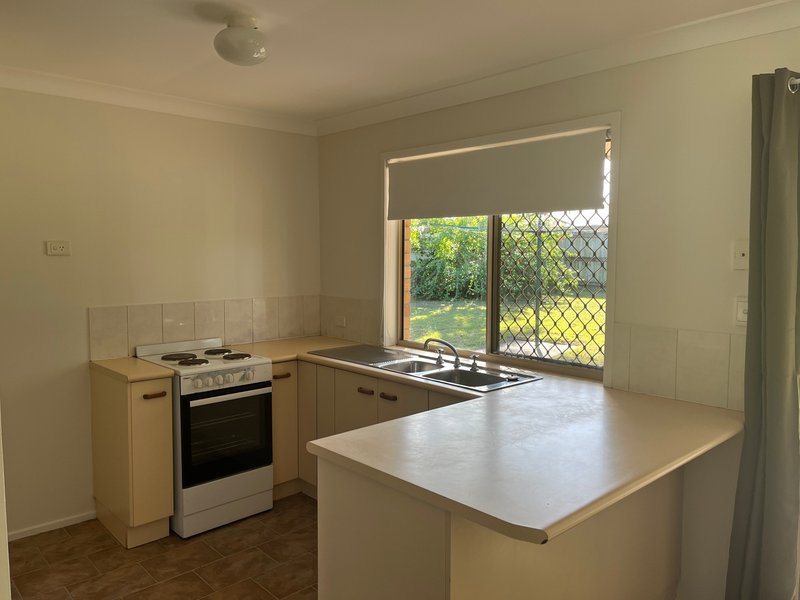 Photo - 128 Bancroft Terrace, Deception Bay QLD 4508 - Image 2