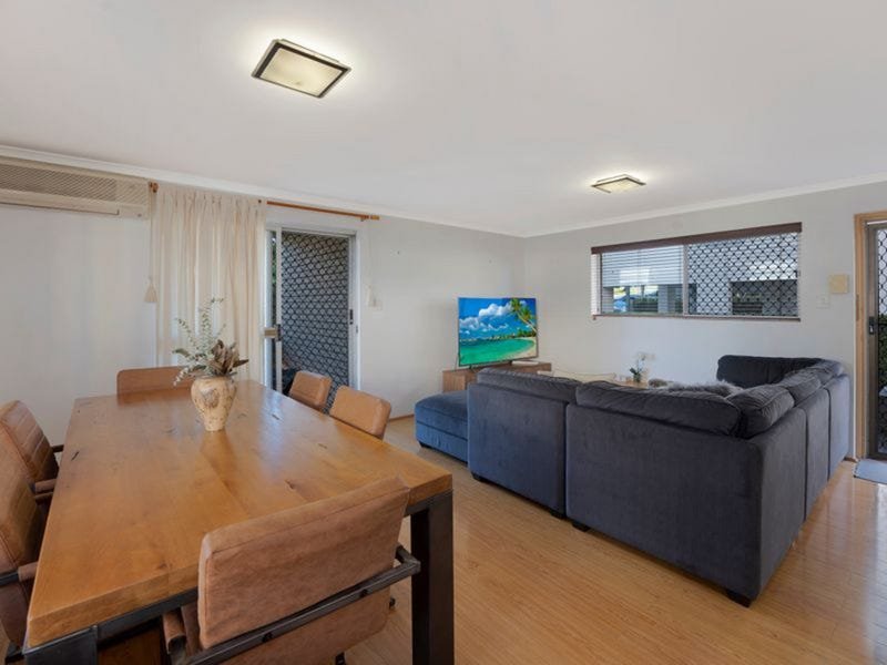 Photo - 1/28 Barlow Street, Clayfield QLD 4011 - Image 6