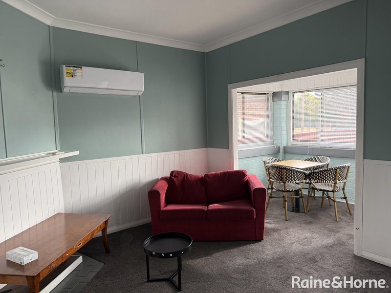 Photo - 128 Bathurst Road, Orange NSW 2800 - Image 3