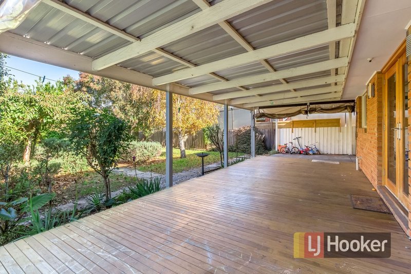 Photo - 128 Cairns Road, Hampton Park VIC 3976 - Image 9