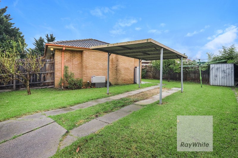 Photo - 128 Carrick Drive, Gladstone Park VIC 3043 - Image 16