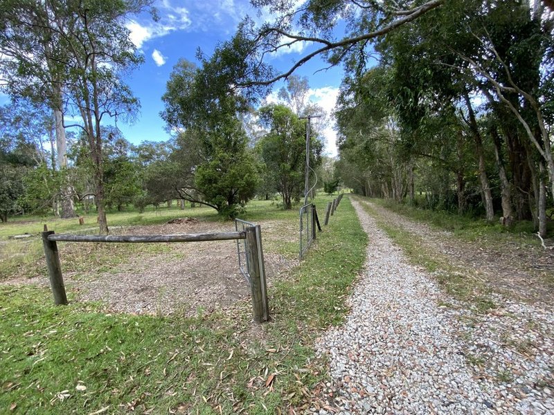 Photo - 128 Clark Road, Morayfield QLD 4506 - Image 5