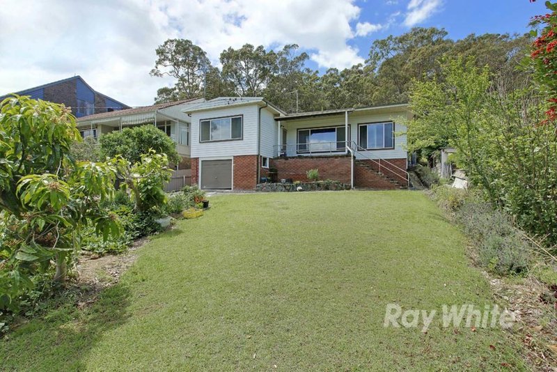 128 Coal Point Road, Coal Point NSW 2283