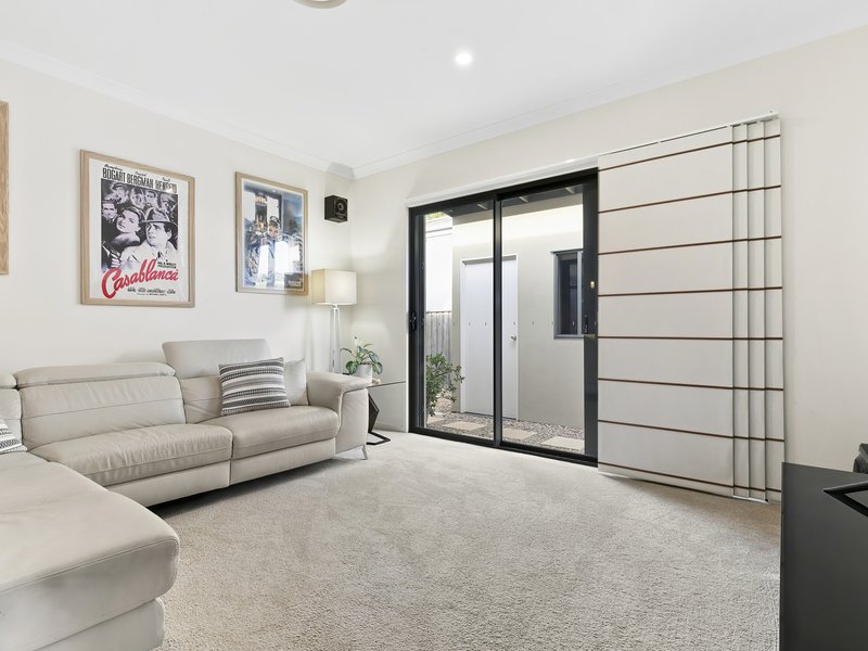 Photo - 128 Cosmos Ave , Banksia Beach QLD 4507 - Image 9