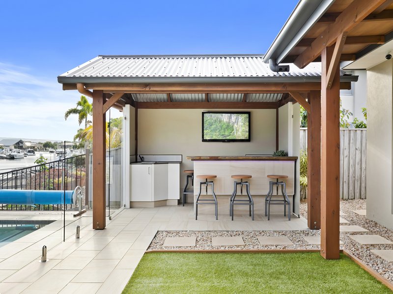 Photo - 128 Cosmos Ave , Banksia Beach QLD 4507 - Image 18