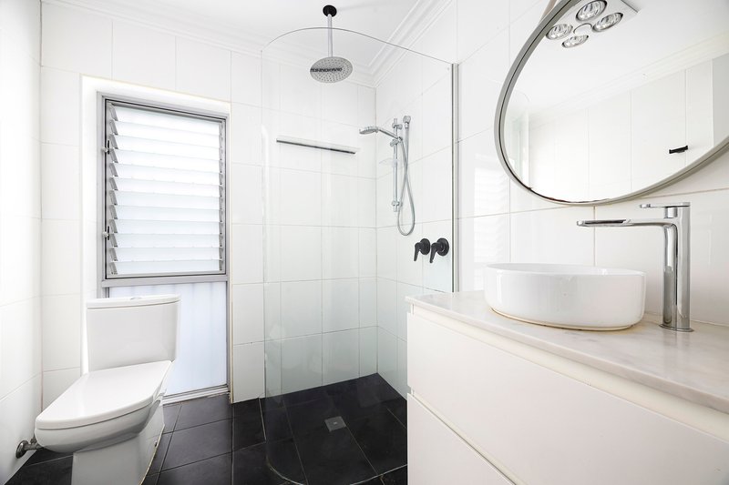 Photo - 128 Denison Street, Bondi Junction NSW 2022 - Image 7