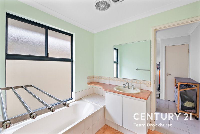 Photo - 128 Gay Street, Huntingdale WA 6110 - Image 18