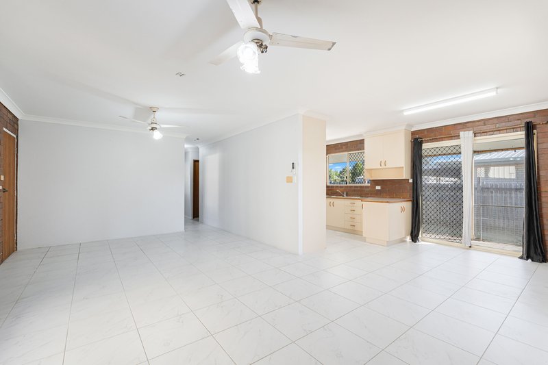 Photo - 128 Hammond Street, Urangan QLD 4655 - Image 8