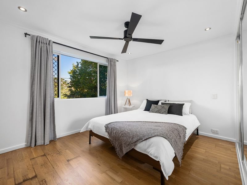 Photo - 1/28 Hazlewood Street, New Farm QLD 4005 - Image 4