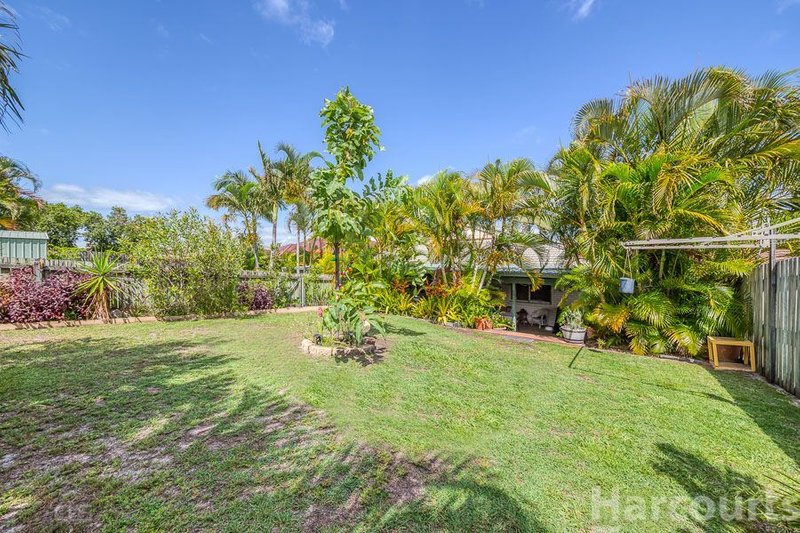 Photo - 1/28 Headsail Dr , Banksia Beach QLD 4507 - Image 5