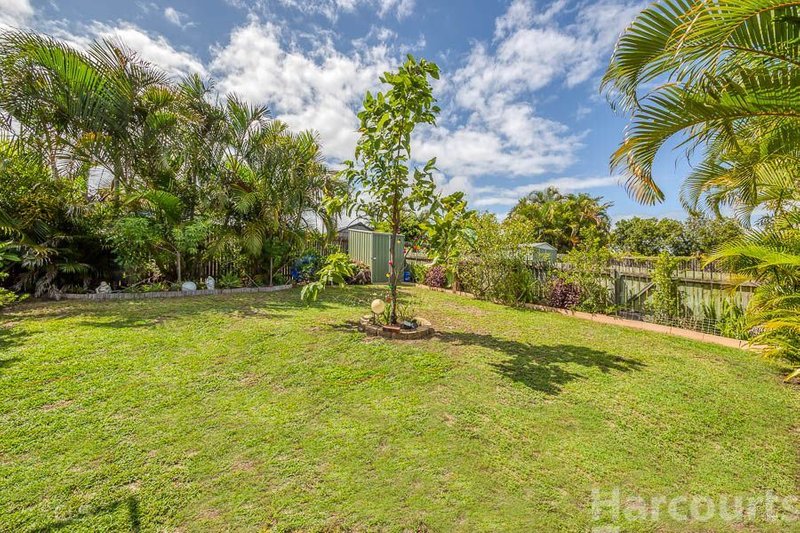 Photo - 1/28 Headsail Dr , Banksia Beach QLD 4507 - Image 6