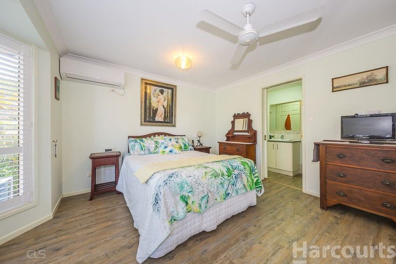 Photo - 1/28 Headsail Dr , Banksia Beach QLD 4507 - Image 11