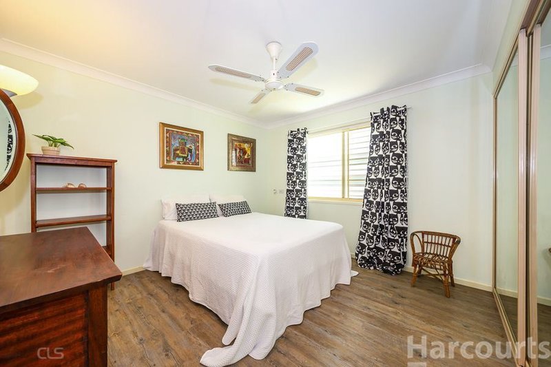 Photo - 1/28 Headsail Dr , Banksia Beach QLD 4507 - Image 12