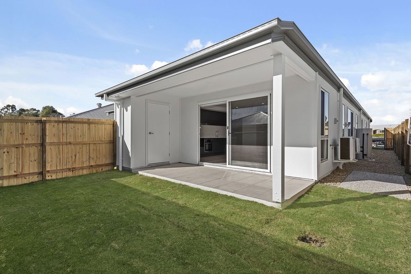 Photo - 1/28 Higgs Street, Deception Bay QLD 4508 - Image 13