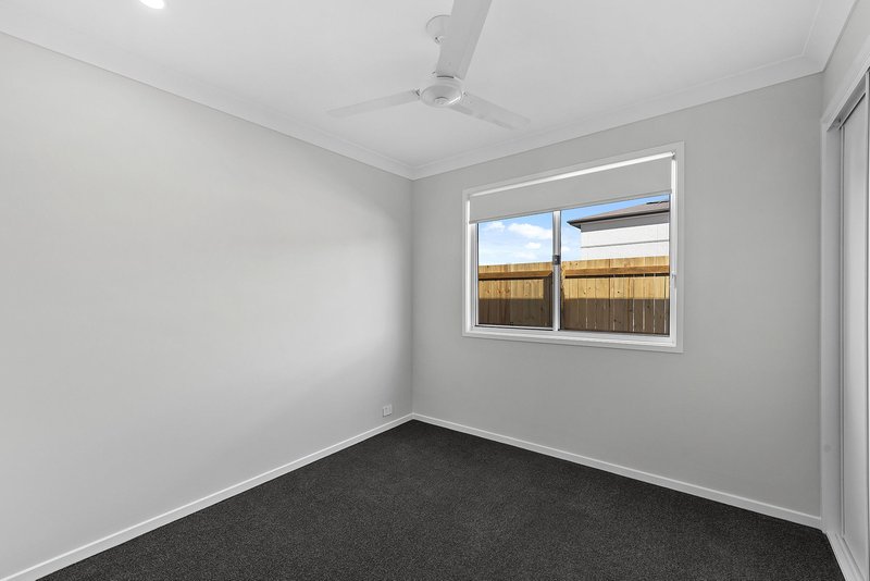 Photo - 1/28 Higgs Street, Deception Bay QLD 4508 - Image 5