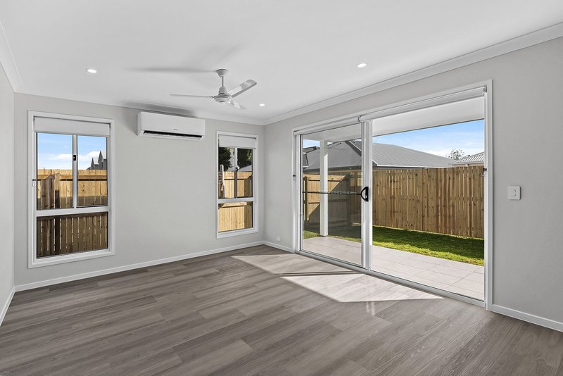 Photo - 1/28 Higgs Street, Deception Bay QLD 4508 - Image 10