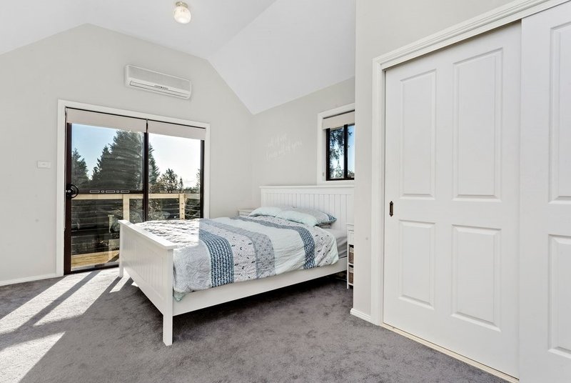 Photo - 128 Kenthurst Road, Kenthurst NSW 2156 - Image 4