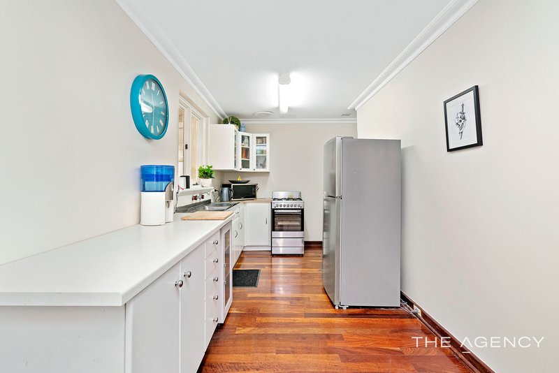 Photo - 128 Knutsford Avenue, Rivervale WA 6103 - Image 9