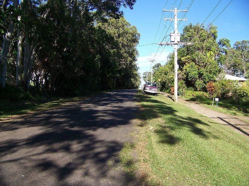 Photo - 128 Lucas Drive, Lamb Island QLD 4184 - Image 5